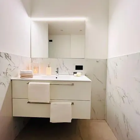 Casa Di Como. Όπως