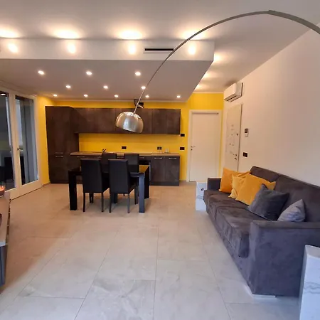 Casa Di Como. Διαμέρισμα Όπως