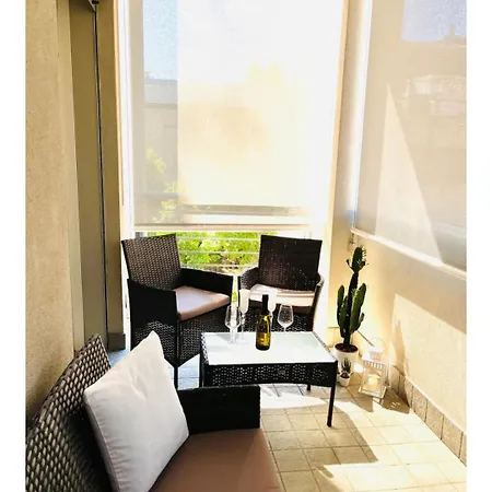 Casa Di Como. Apartment